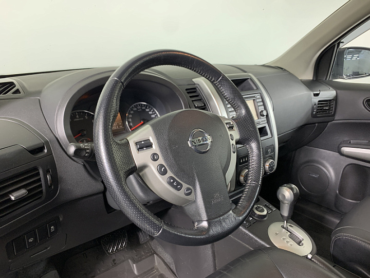 NISSAN X-Trail 2.5, 2012 года, Вариатор, БЕЛЫЙ