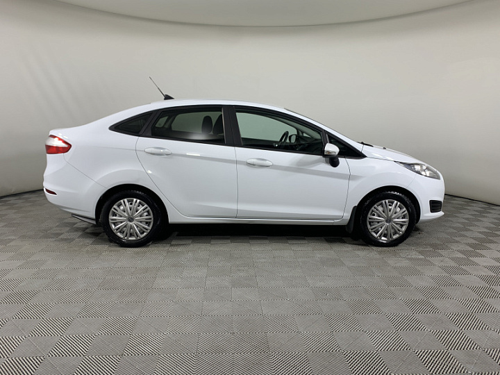 FORD Fiesta 1.6, 2017 года, Робот, БЕЛЫЙ