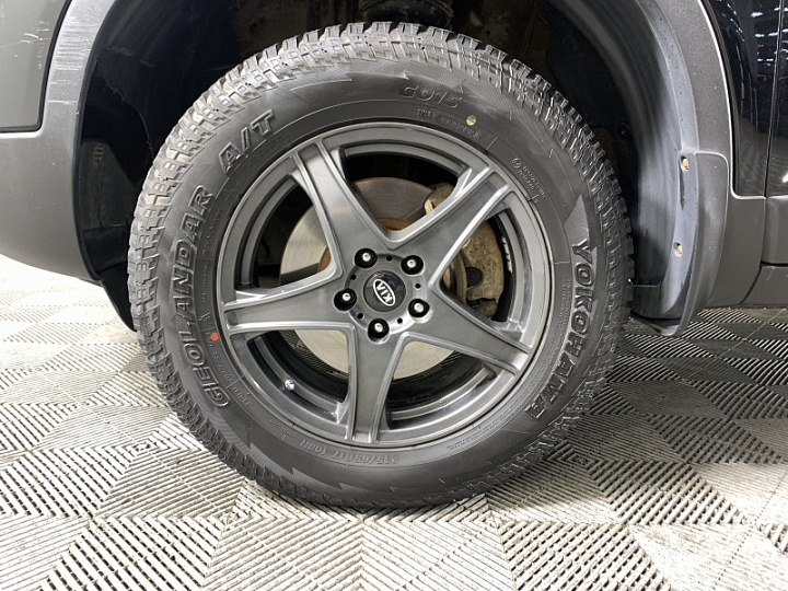 KIA Sorento 2.4, 2012 года, Автоматическая, Черный