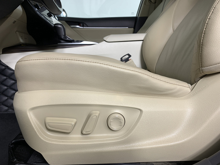 TOYOTA Camry 3.5, 2019 года, Автоматическая, Черный металлик