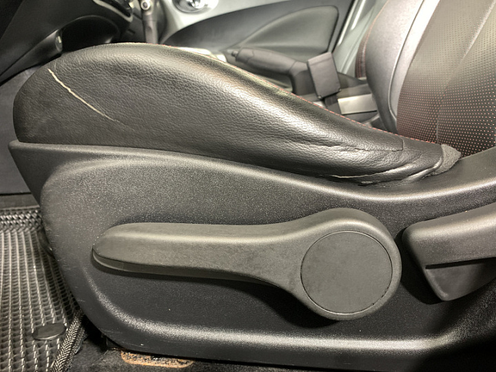 NISSAN Juke 1.6, 2012 года, Вариатор, СЕРЫЙ