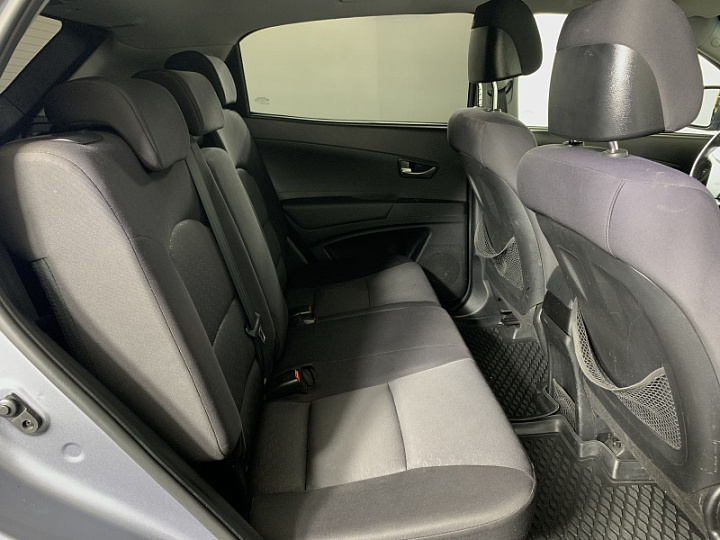 SsangYong Actyon 2, 2012 года, Автоматическая, СЕРЫЙ