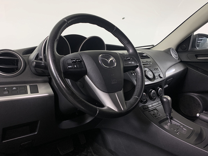 MAZDA 3 1.6, 2011 года, Автоматическая, БЕЛЫЙ