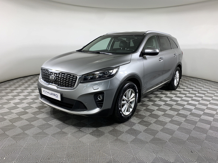 KIA Sorento 2.4, 2019 года, Автоматическая, СЕРЫЙ