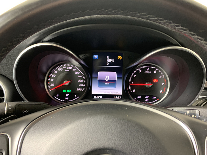 MERCEDES-BENZ C-Класс 180 1.6, 2015 года, Автоматическая, ЧЕРНЫЙ