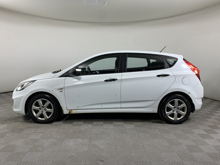 HYUNDAI Solaris 1.6, 2011 года, Механика, БЕЛЫЙ