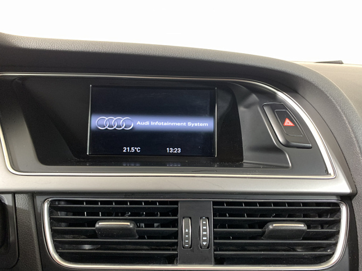 Audi A4 1.8, 2015 года, Вариатор, Черный