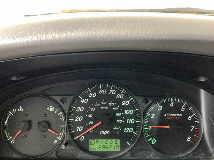 MAZDA MPV 3, 2002 года, Автоматическая, Серебристый