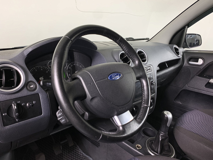 Ford Fusion 1.6, 2006 года, Механика, Серо-голубой