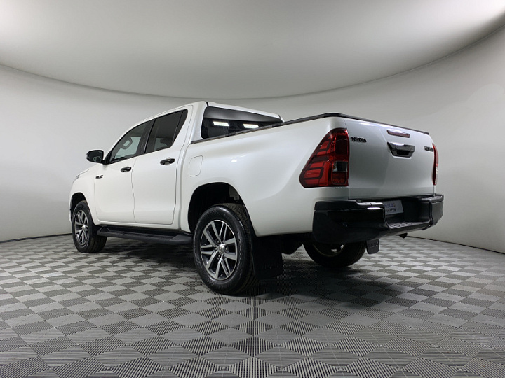 TOYOTA Hilux 2.8, 2018 года, Автоматическая, БЕЛЫЙ