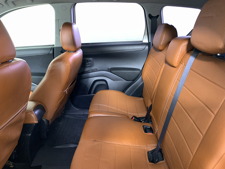 MITSUBISHI Outlander 2, 2011 года, Вариатор, БЕЛЫЙ