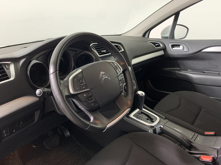 CITROEN C4 1.6, 2015 года, Автоматическая, БЕЛЫЙ
