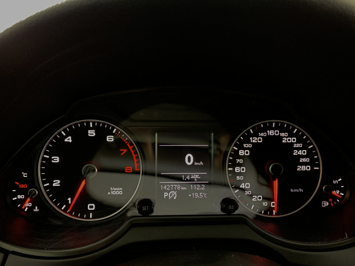 Audi Q5 2, 2012 года, Автоматическая, Не определен