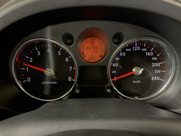 Nissan X-Trail 2, 2010 года, Вариатор, Черный