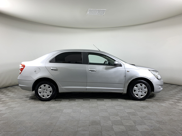 CHEVROLET Cobalt 1.5, 2013 года, Механика, Серебристый