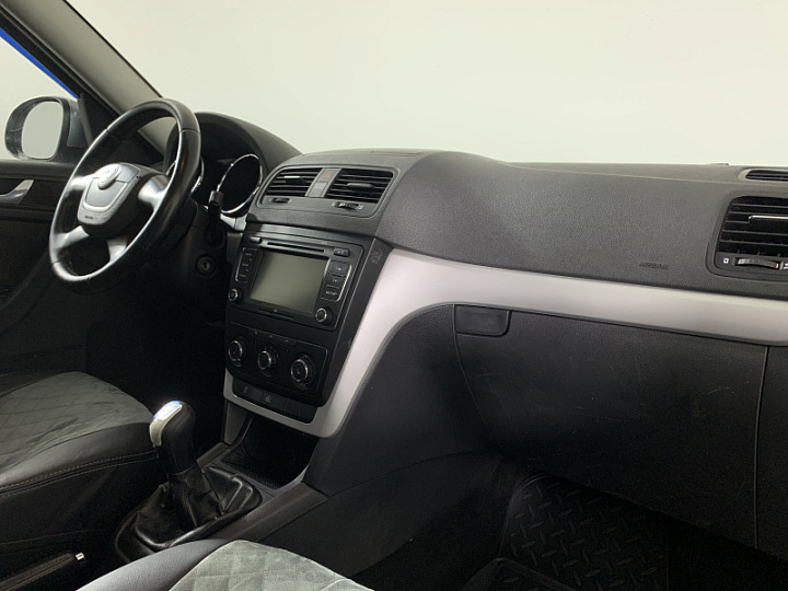 SKODA Yeti 1.8, 2010 года, Механика, СЕРЫЙ