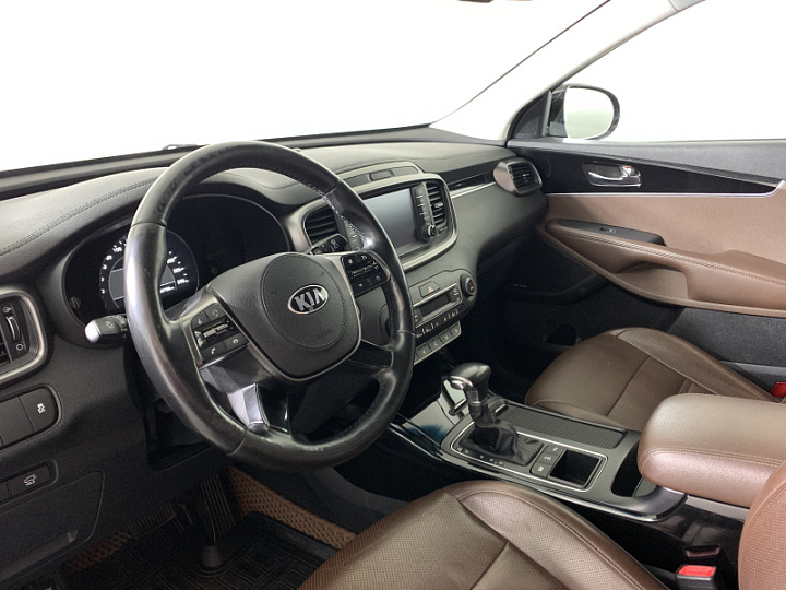 KIA Sorento 2.2, 2018 года, Автоматическая, ЧЕРНЫЙ