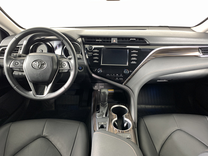 TOYOTA Camry 2.5, 2019 года, Автоматическая, БЕЛЫЙ