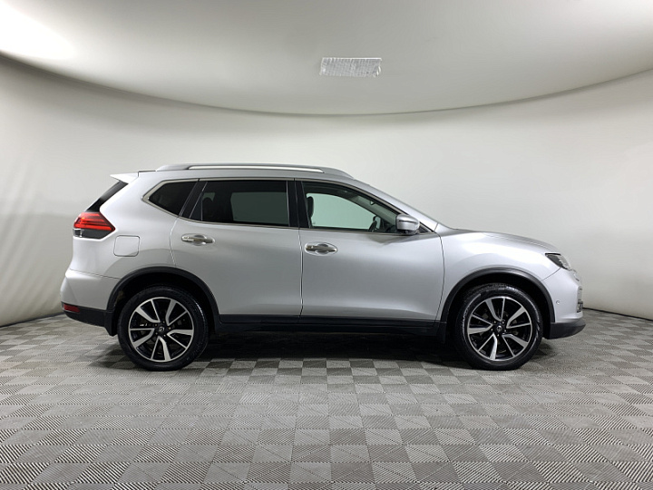 NISSAN X-Trail 2.5, 2018 года, Вариатор, Серебристый