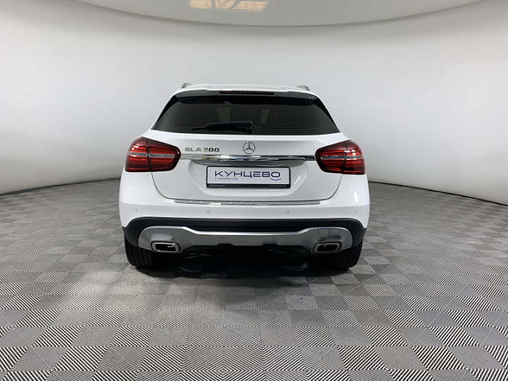 MERCEDES-BENZ GLA 1.6, 2019 года, Автоматическая, БЕЛЫЙ