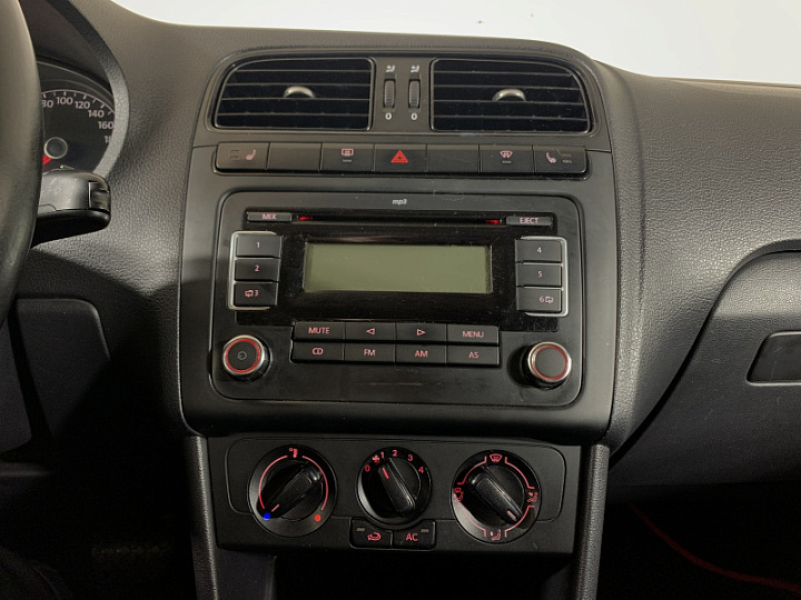 Volkswagen Polo 1.6, 2012 года, Автоматическая, 4b4b
