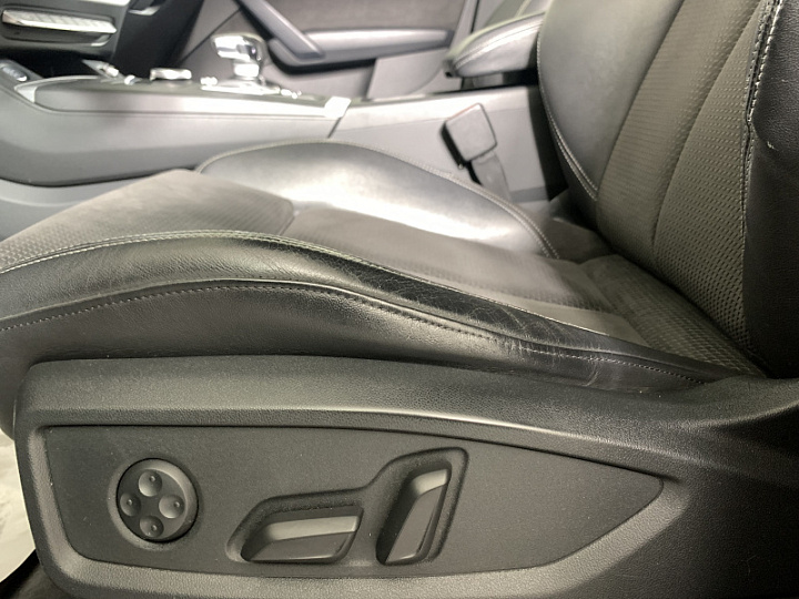 Audi Q5 2, 2019 года, Робот, Черный