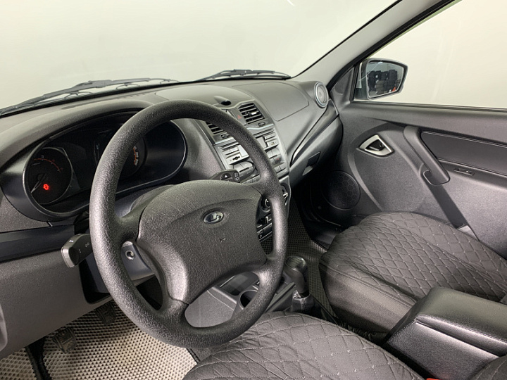 Lada Granta 1.6, 2024 года, Механика, СЕРЫЙ