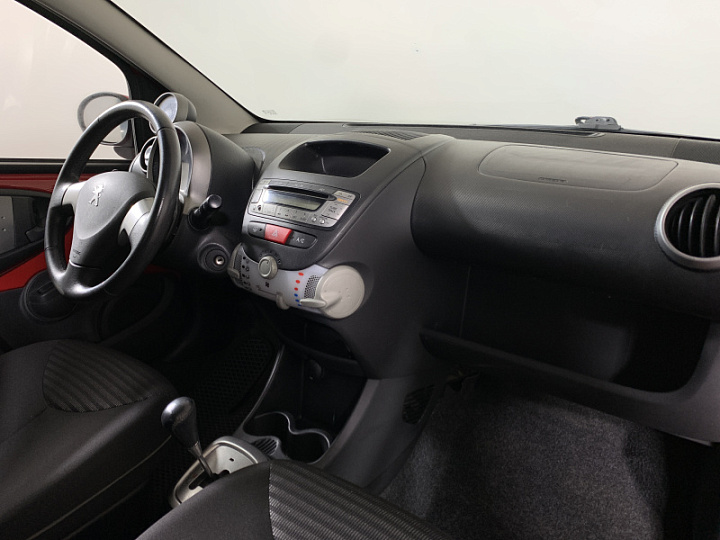 PEUGEOT 107 1, 2012 года, Робот, КРАСНЫЙ
