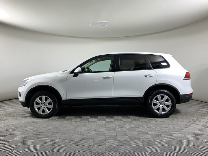 VOLKSWAGEN Touareg 3.6, 2012 года, Автоматическая, БЕЛЫЙ