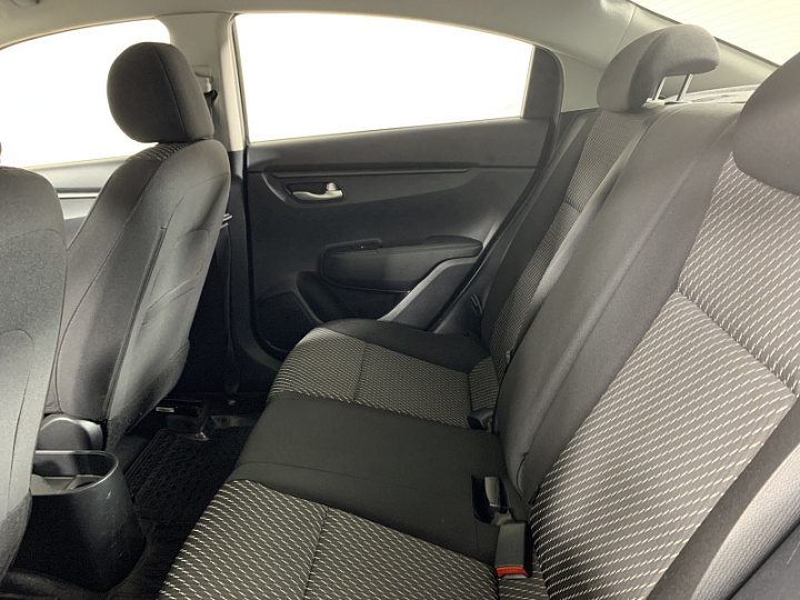 KIA Rio 1.4, 2017 года, Автоматическая, ЧЕРНЫЙ