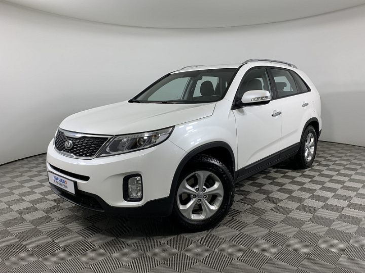 KIA Sorento 2.4, 2015 года, Автоматическая, БЕЛЫЙ