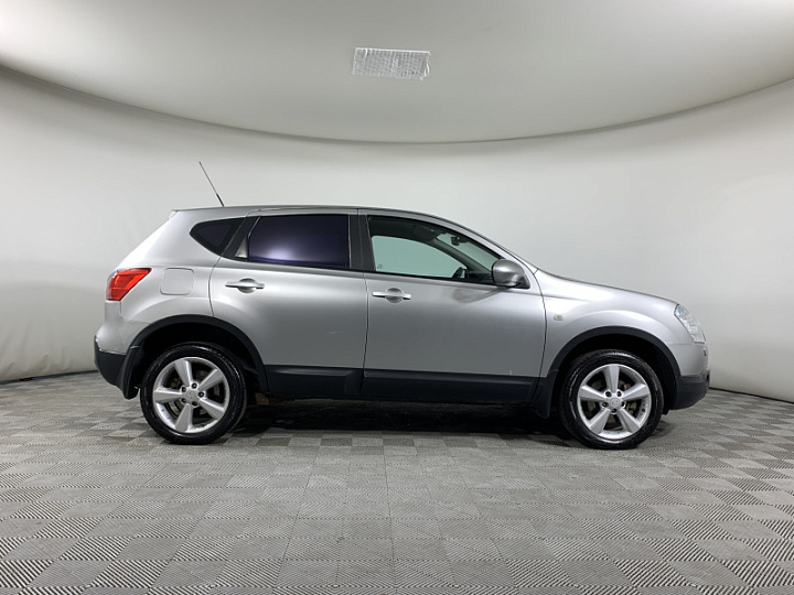 NISSAN Qashqai 1.6, 2008 года, Механика, Серебристый