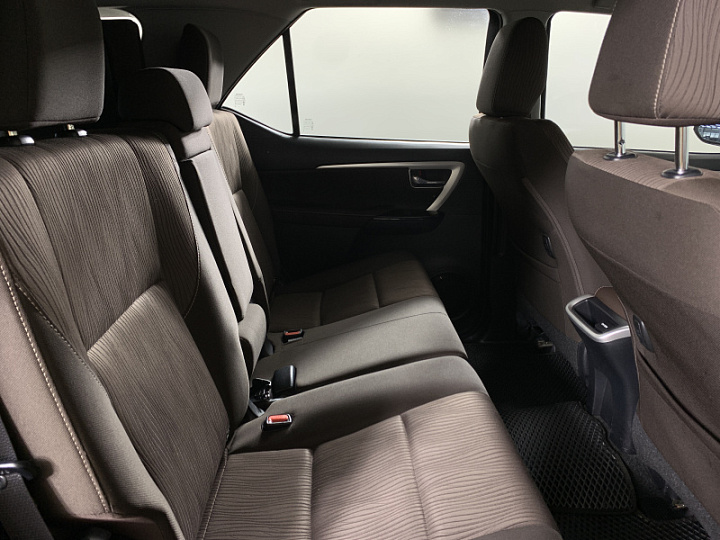 TOYOTA Fortuner 2.7, 2018 года, Автоматическая, ТЕМНО-СЕРЫЙ