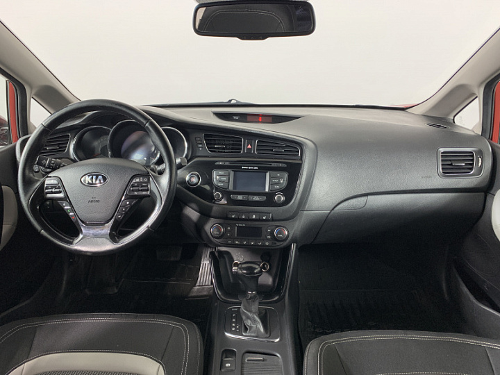 KIA Ceed 1.6, 2013 года, Автоматическая, КРАСНЫЙ