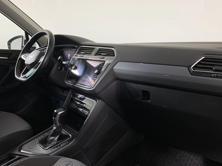 VOLKSWAGEN Tiguan 1.4, 2021 года, Робот, БЕЛЫЙ