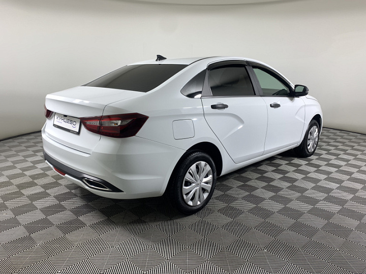 LADA (ВАЗ) Vesta 1.6, 2024 года, Механика, Белый