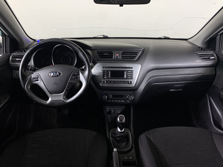 KIA Rio 1.6, 2016 года, Механика, Белый