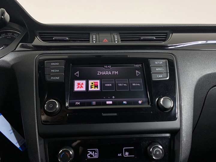 SKODA Rapid 1.4, 2018 года, Робот, БЕЛЫЙ