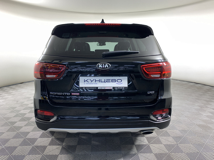 KIA Sorento 2.2, 2018 года, Автоматическая, ЧЕРНЫЙ
