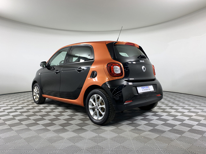 SMART Forfour 1, 2016 года, Робот, ЧЕРНЫЙ