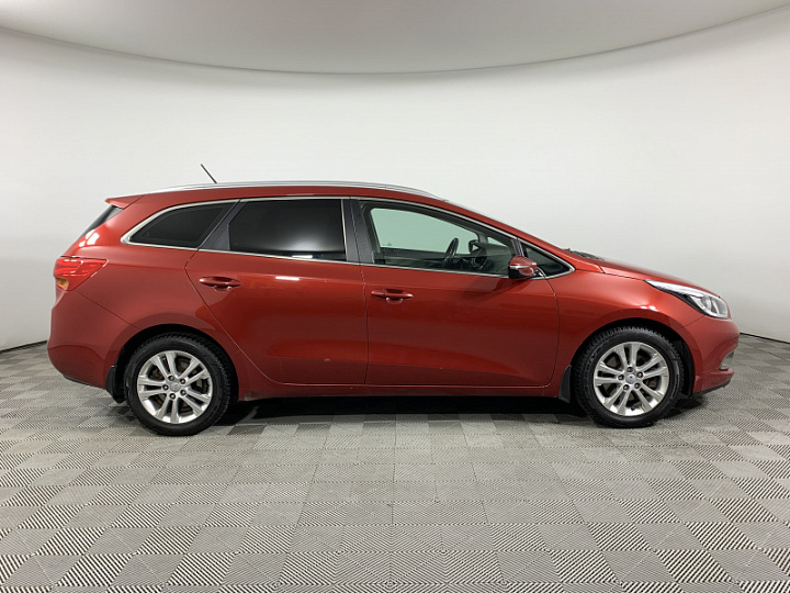 KIA Ceed 1.6, 2013 года, Автоматическая, КРАСНЫЙ