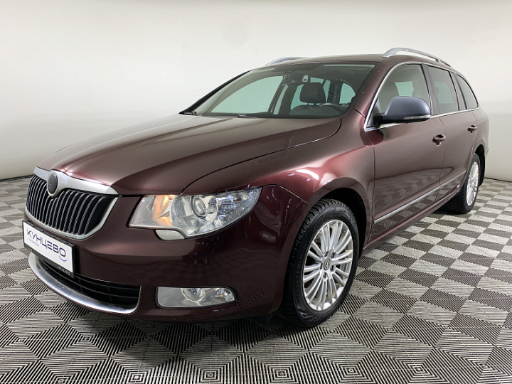 SKODA Superb 2, 2013 года, Робот, ТЕМНО-БОРДОВЫЙ