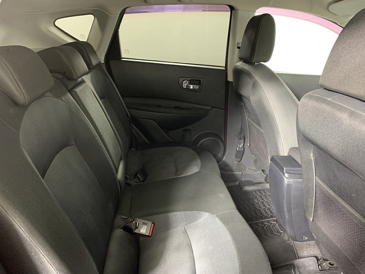 NISSAN Qashqai 2, 2010 года, Вариатор, КРАСНЫЙ