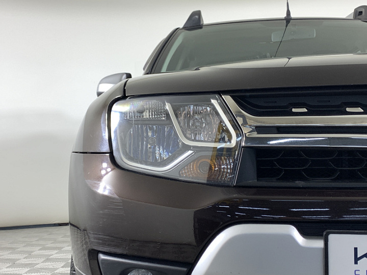 RENAULT Duster 1.5, 2018 года, Механика, Темно-Коричневый