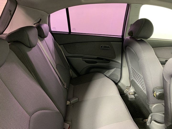 KIA Rio 1.4, 2010 года, Механика, ЧЕРНЫЙ