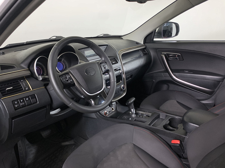 FAW Besturn X80 2, 2017 года, Автоматическая, Белый
