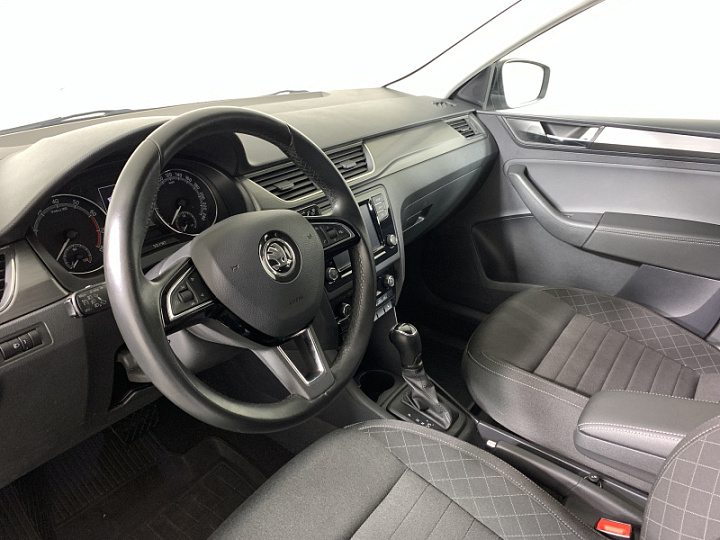 SKODA Rapid 1.4, 2018 года, Робот, Серебристый