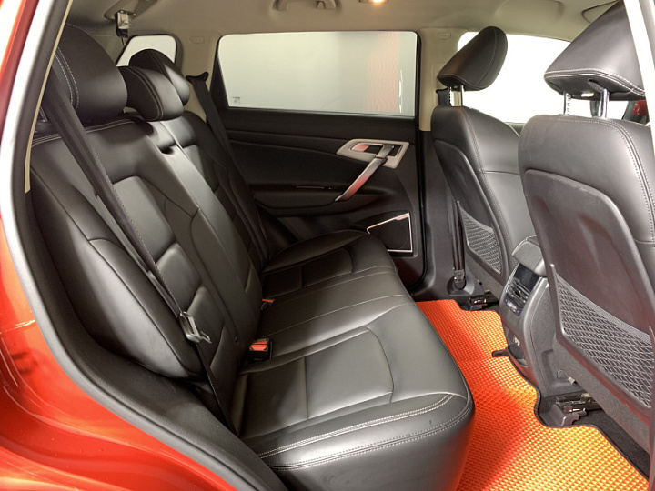 Geely Atlas 2.4, 2019 года, Автоматическая, Красный