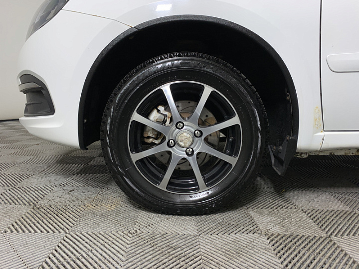 Lada Granta 1.6, 2019 года, Механика, БЕЛЫЙ