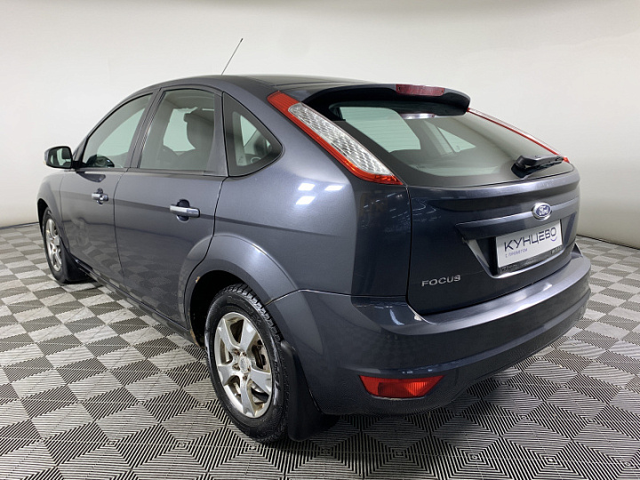 Ford Focus 1.8, 2010 года, Механика, СЕРЫЙ